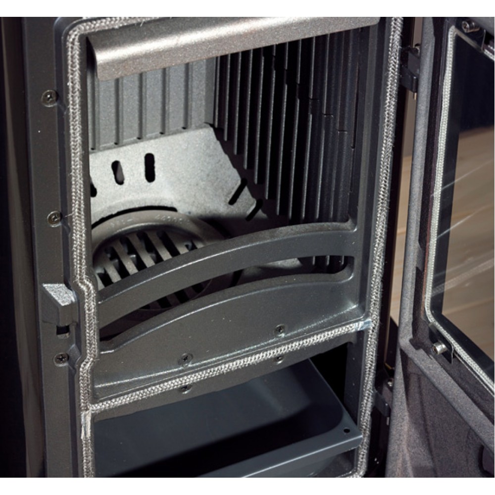 Talianske liatinové krbové kachle / piecka na drevo La Nordica Super Junior, čierna, 5.7kW | Kachle na drevo / Piecky na drevo | Krbové kachle |