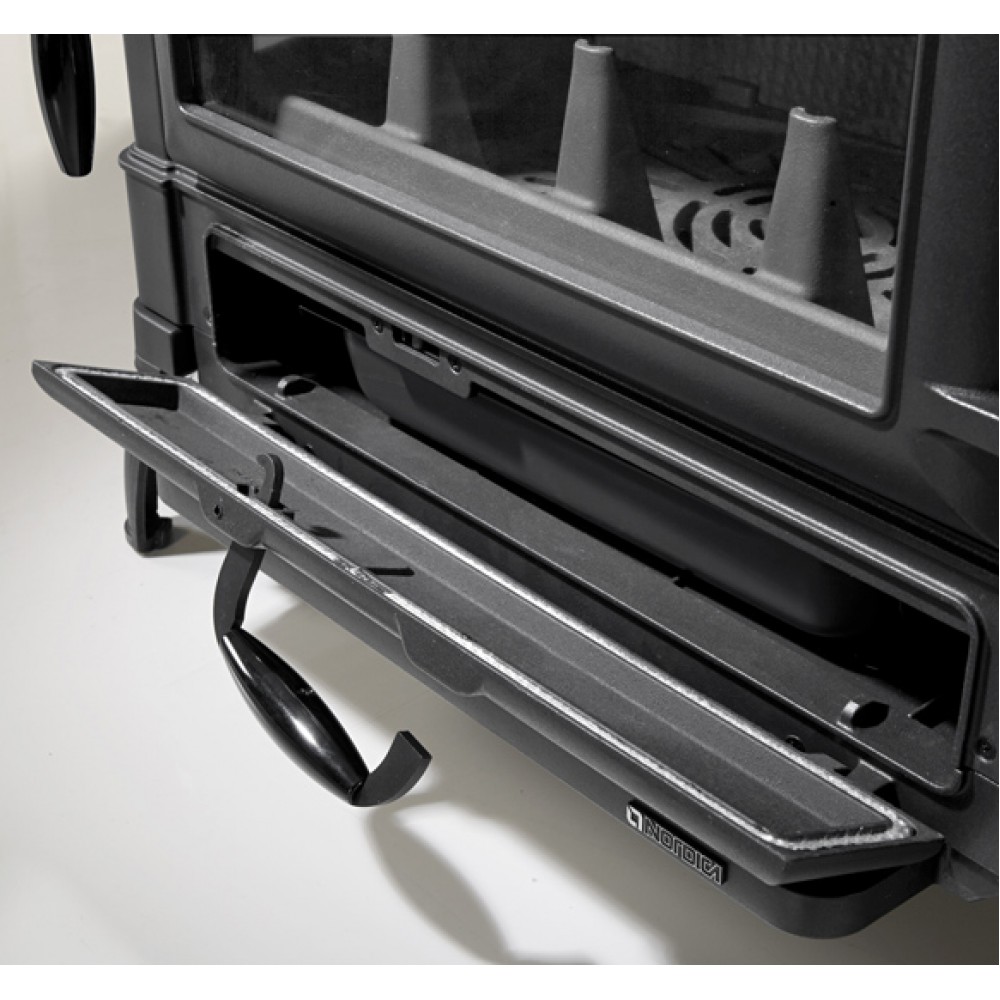 Talianska liatinová kachle / piecka na drevo s rúrou La Nordica Isotta Forno, 9.7kW | Krbové kachle s rúrou | Krbové kachle |